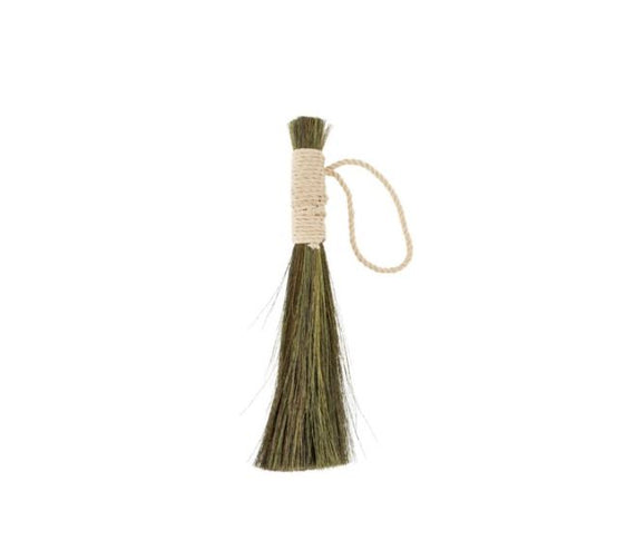 Seagrass Sweep Brush
